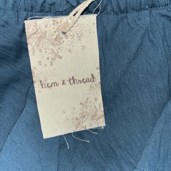 Hem & Threads women’s blouse size small NWT - Picture 7 of 7